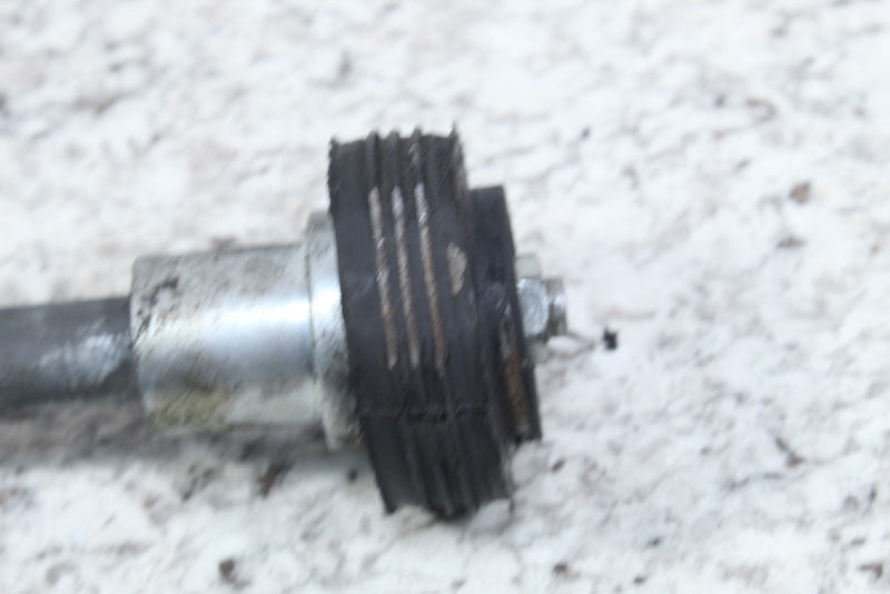 2005 HARLEY-DAVIDSON ROAD KING CLASSIC FLHRCI Swingarm Pivot Axle Shaft 47564-86 - Motorcycle