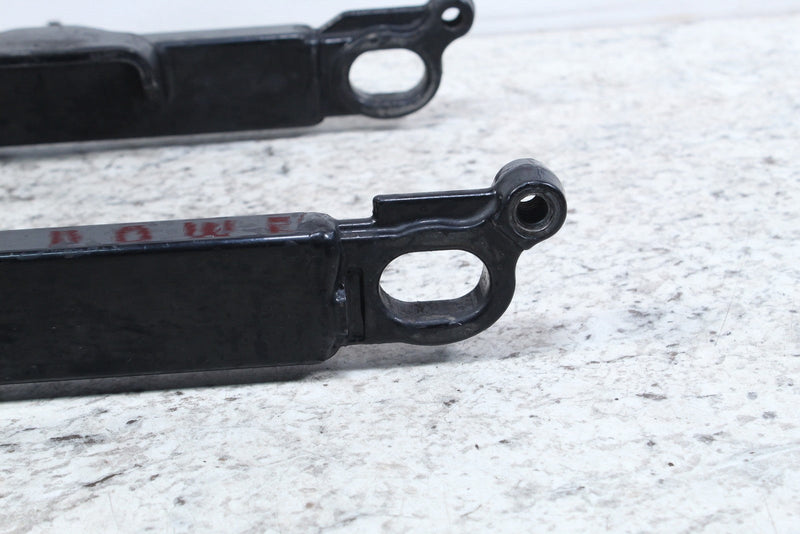 2005 HARLEY-DAVIDSON ROAD KING CLASSIC FLHRCI Swingarm Swing Arm 47549-02A - Motorcycle
