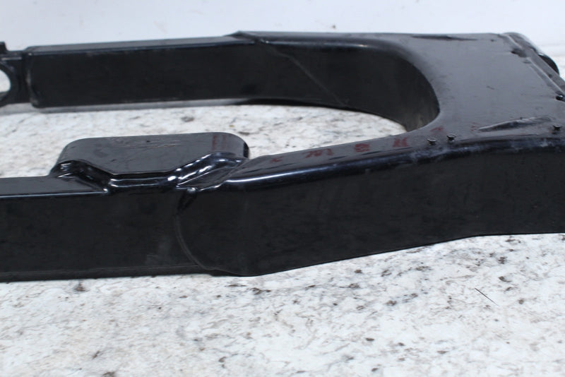2005 HARLEY-DAVIDSON ROAD KING CLASSIC FLHRCI Swingarm Swing Arm 47549-02A - Motorcycle