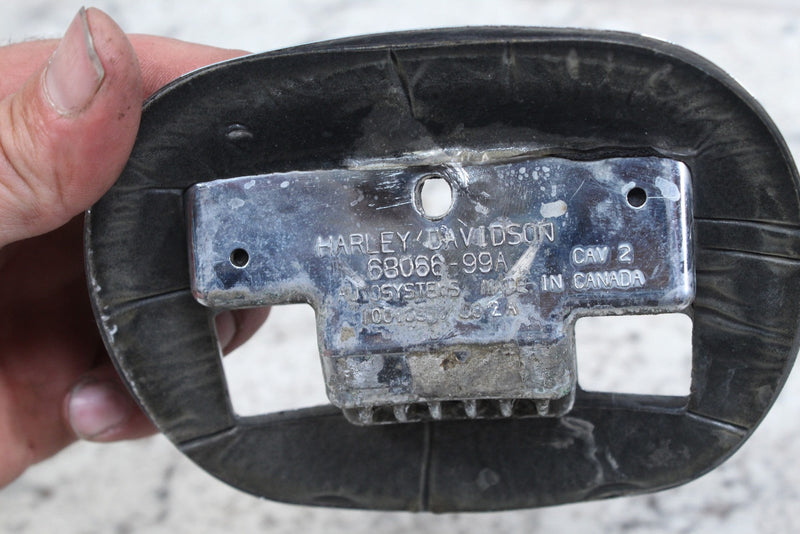 2005 HARLEY-DAVIDSON ROAD KING CLASSIC FLHRCI Tail Light Base 68066-99A - Motorcycle