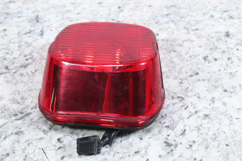 2005 HARLEY-DAVIDSON ROAD KING CLASSIC FLHRCI Tail Light Taillight 68140-04 - Motorcycle
