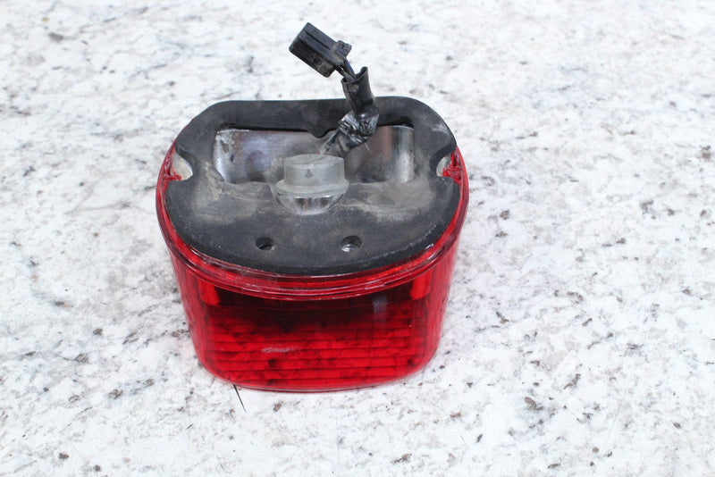 2005 HARLEY-DAVIDSON ROAD KING CLASSIC FLHRCI Tail Light Taillight 68140-04 - Motorcycle