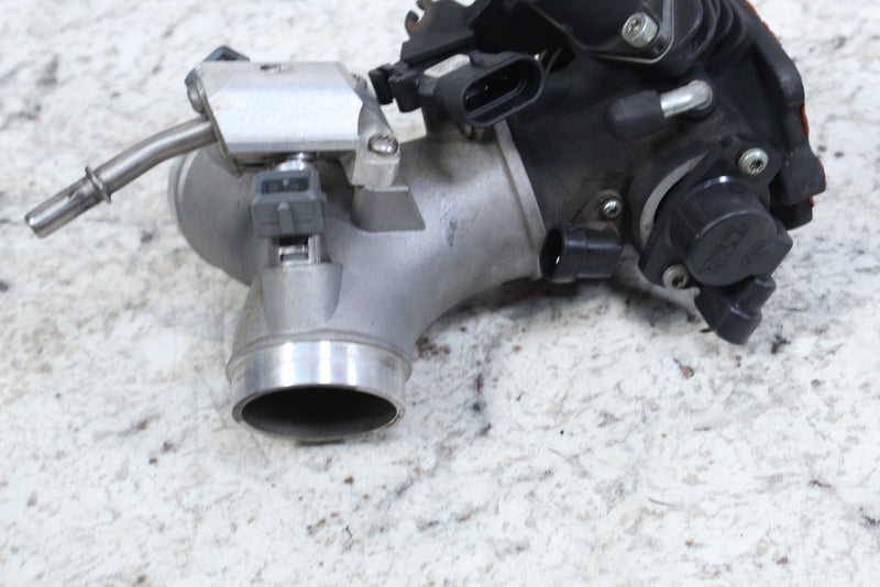 2005 HARLEY-DAVIDSON ROAD KING CLASSIC FLHRCI Throttle Body Bodies 27603-01 - Motorcycle