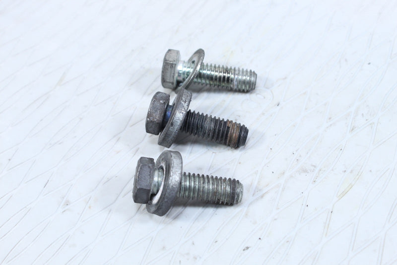 2005 HARLEY-DAVIDSON ROAD KING CLASSIC FLHRCI Upper Motor Mount Bolts 4721 4775 - Motorcycle