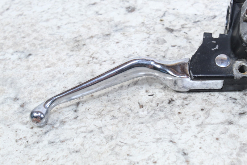 2005 HARLEY-DAVIDSON ROAD KING CLASSIC Front Brake Master Cylinder 41700738