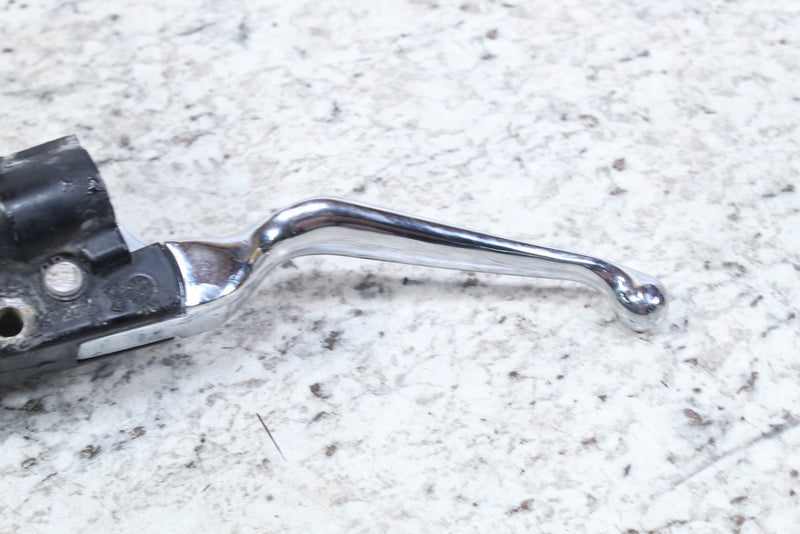 2005 HARLEY-DAVIDSON ROAD KING CLASSIC Front Brake Master Cylinder 41700738