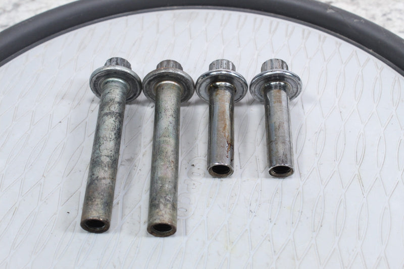 2005 HARLEY ROAD KING CLASSIC FLHRCI Cylinder Head Bolts 16480-92A 16478-85A - Motorcycle