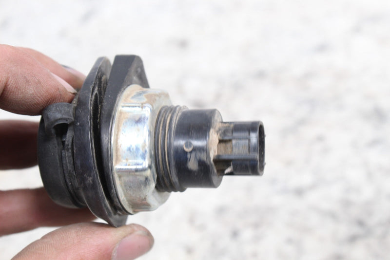 2005 HONDA RUBICON 500 Accessory Plug In 31655-HP0-A01