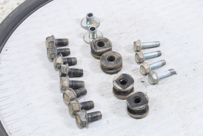 2005 HONDA RUBICON 500 Rear Rack Mounting Bolts 95701-08016-07