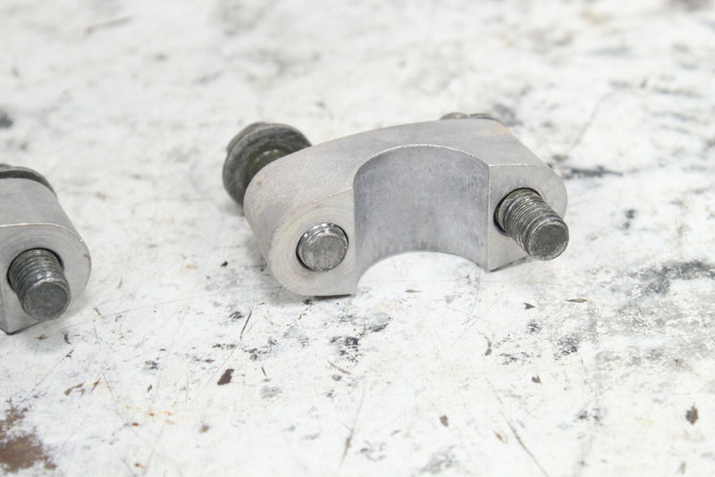 2005 YAMAHA BRUIN 350 4X4 Handlebar Clamps 8K1-23814-00-00 - ATV