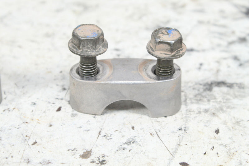2005 YAMAHA BRUIN 350 4X4 Handlebar Clamps 8K1-23814-00-00 - ATV