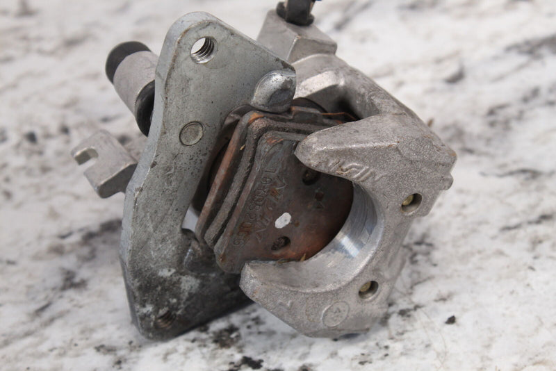 2005 YAMAHA GRIZZLY 660 Right Front Brake Caliper 4WV-2580U-10-00 - ATV