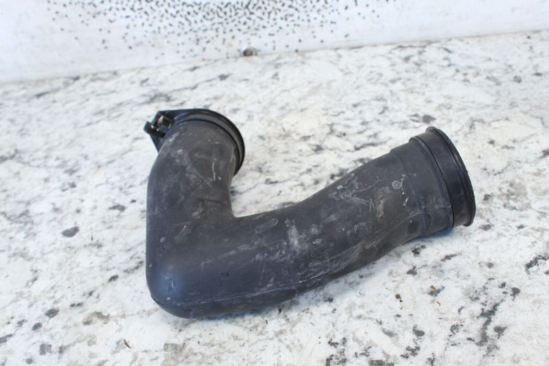 ATV - 2007 ARCTIC CAT 500 FIS AUTO 4X4  Air Intake Inlet Duct Tube 0413-092
