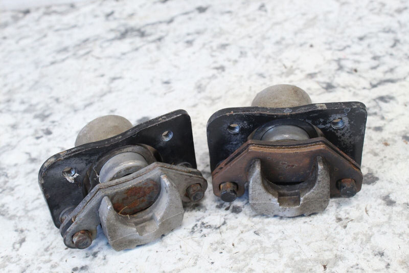 ATV - 2007 ARCTIC CAT 500 FIS AUTO 4X4  Front Brake Calipers 0502-878 0502-879