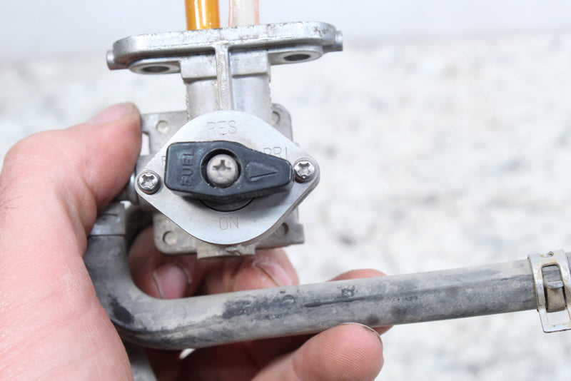 2007 SUZUKI EIGER 400 LTA400F 4X4 AUTO Fuel Gas Petcock Valve Tap 44300-38F30 - ATV