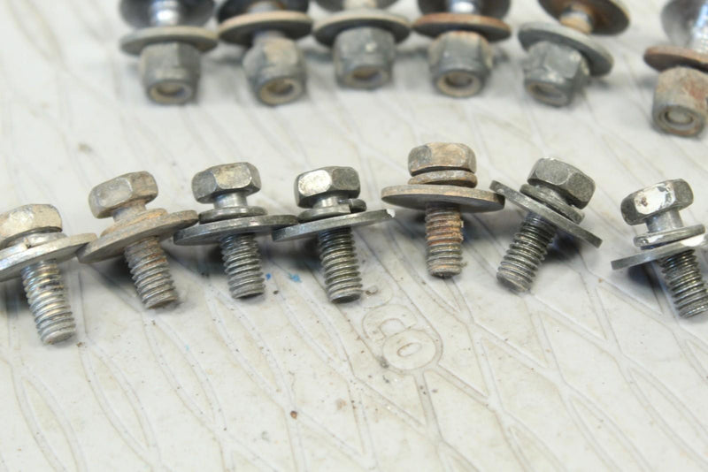 2007 YAMAHA GRIZZLY 700 Front Fender Mounting Bolts 90110-06200-00 - ATV