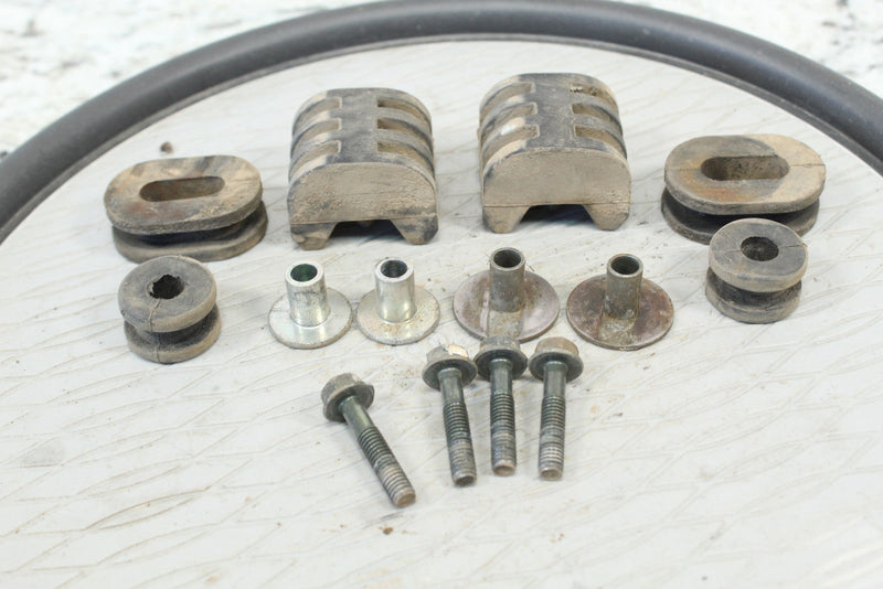 2007 YAMAHA GRIZZLY 700 Fuel Tank Mounting Bolts/Grommets 90480-01400-00 - ATV