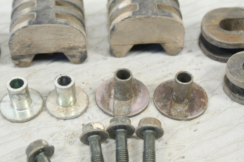 2007 YAMAHA GRIZZLY 700 Fuel Tank Mounting Bolts/Grommets 90480-01400-00 - ATV
