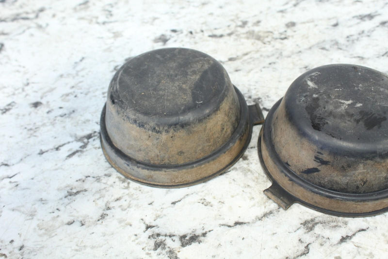 2007 YAMAHA GRIZZLY 700 Headlight Rubber Caps 3B4-28349-00-00 - ATV