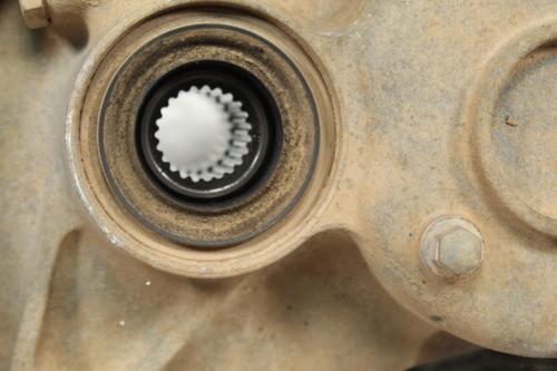 2007 YAMAHA GRIZZLY 700 Rear Differential Diff Gear Housing 1HP-46101-00-00