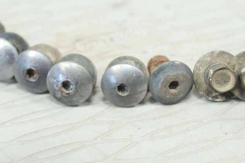2007 YAMAHA GRIZZLY 700 Rear Fender Mounting Bolts 90110-06200-00 - ATV