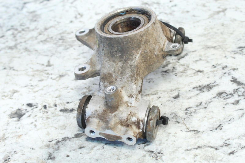 2007 YAMAHA GRIZZLY 700 Right Rear Spindle Knuckle Carrier 3B4-2532F-00-00 - ATV