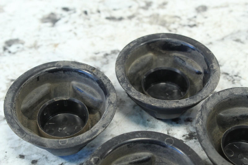 2007 YAMAHA GRIZZLY 700 Wheel Caps Dust Covers 1HP-F512A-00-00