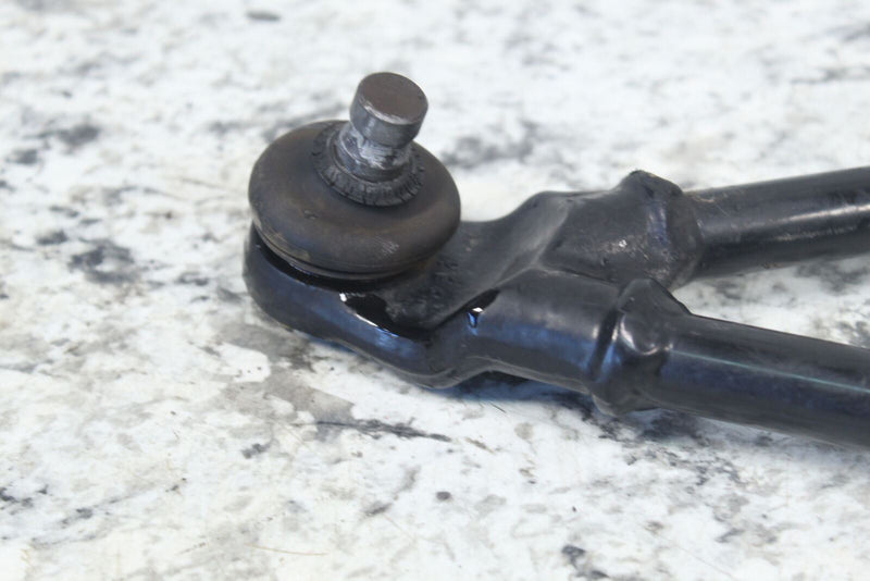 ATV - 2008 ARCTIC CAT 500 FIS AUTO 4X4  Front Lower Right Control A Arm  0503-334