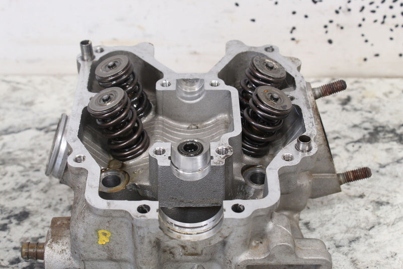 あとり 2008 KAWASAKI TERYX 750 Rear Cylinder Head Assembly