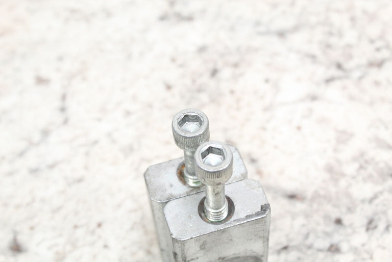 2009 HARLEY-DAVIDSON DYNA SUPER GLIDE CUSTOM Chain Tensioners Adjusters 41571-08 - Motorcycle