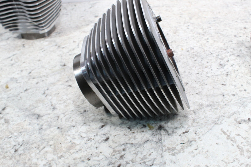 2009 HARLEY-DAVIDSON DYNA SUPER GLIDE CUSTOM FXDC Cylinders Jugs Barrel 17459-07 - Motorcycle