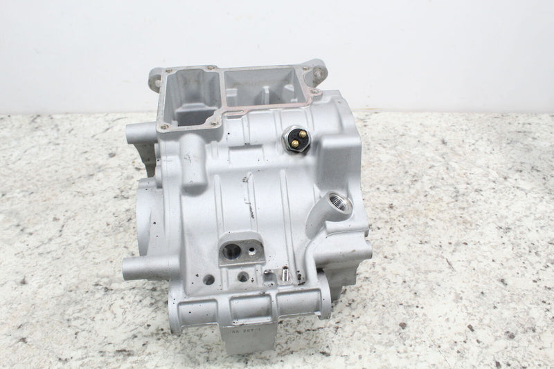 2009 HARLEY-DAVIDSON DYNA SUPER GLIDE CUSTOM FXDC Transmission Case 34746-06C - Motorcycle
