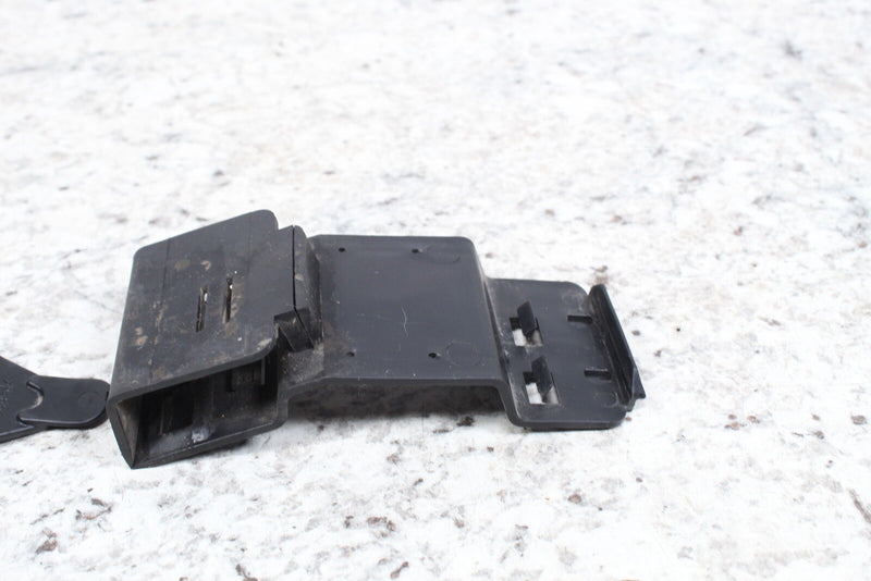 2009 HARLEY-DAVIDSON DYNA SUPER GLIDE Wire Harness Brackets Caddy 70464-08A - Motorcycle