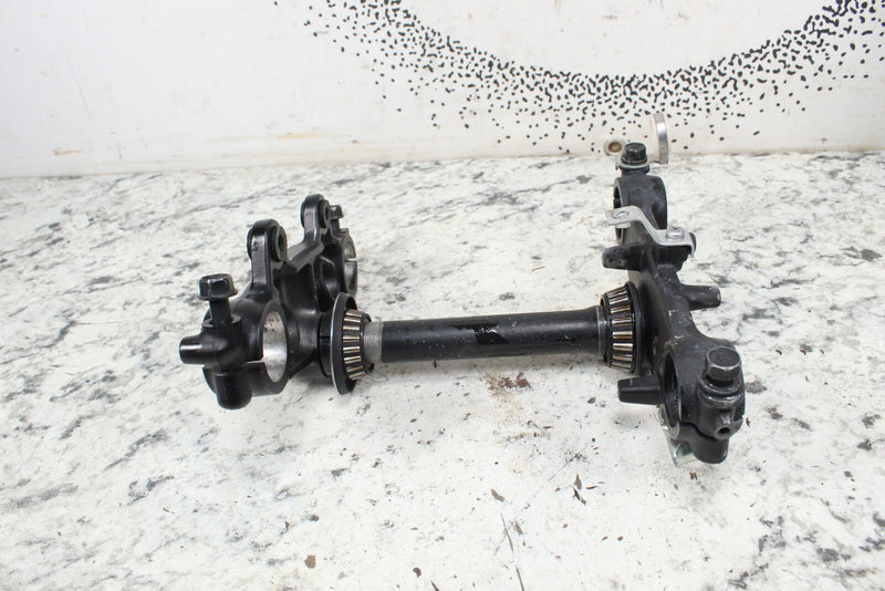 2009 SUZUKI DR200SE DR 200 Triple Trees Steering Stem Bridge 51410-42AB0 - Motorcycle