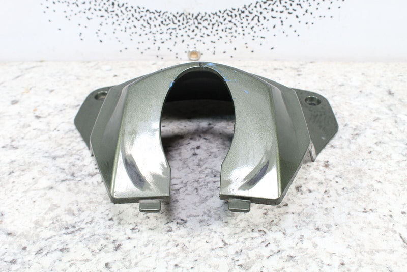 ATV - 2010 POLARIS SPORTSMAN 550 EPS Front Fender Stem Cover Panel  5437739-498