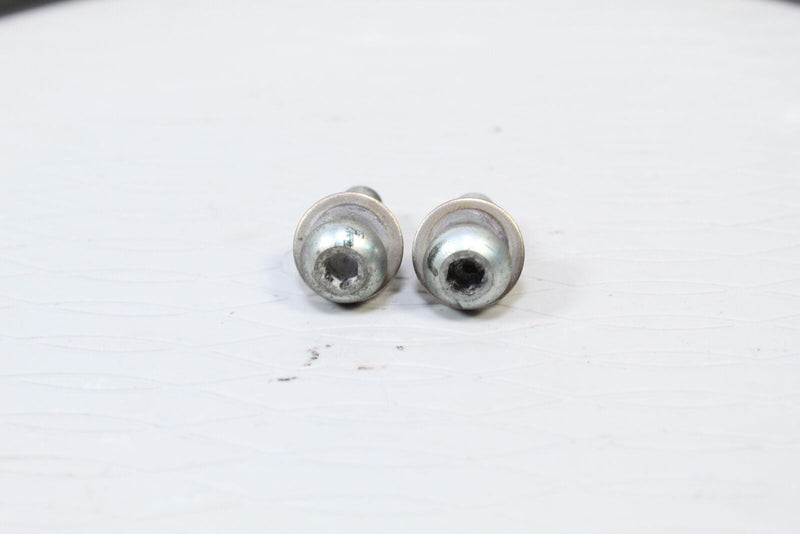 2010 YAMAHA FX NYTRO MTX Mid Exhaust Pipe Mounting Bolts 92012-08025-00 - Snowmobile