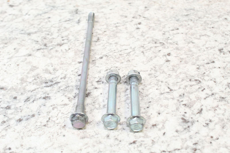 Snowmobile - 2010 YAMAHA FX NYTRO MTX Right & Left A Arm Bolts 90105-10213-00  90105-10211-00