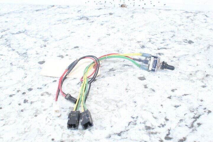 ATV - 2011 CAN-AM OUTLANDER 800 4X4 XT Hotgrip Switch