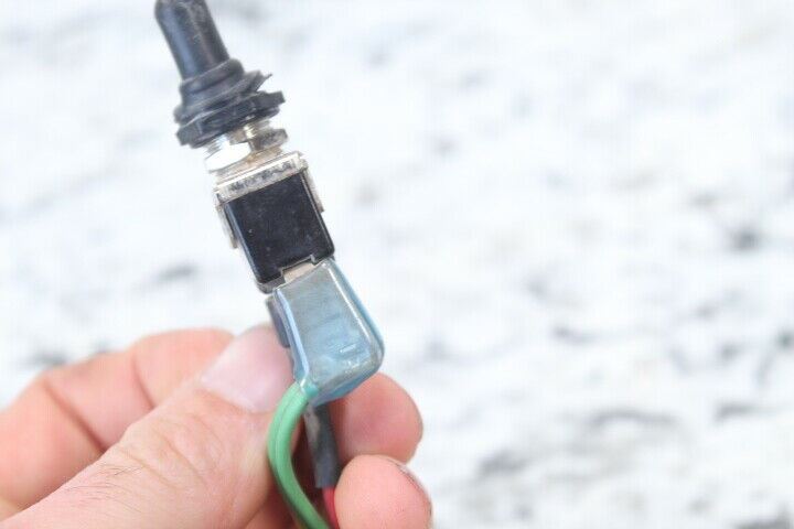 ATV - 2011 CAN-AM OUTLANDER 800 4X4 XT Hotgrip Switch