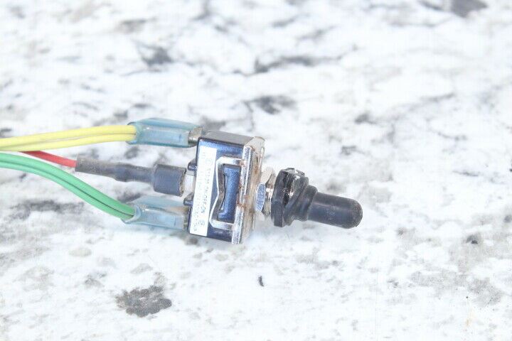 ATV - 2011 CAN-AM OUTLANDER 800 4X4 XT Hotgrip Switch