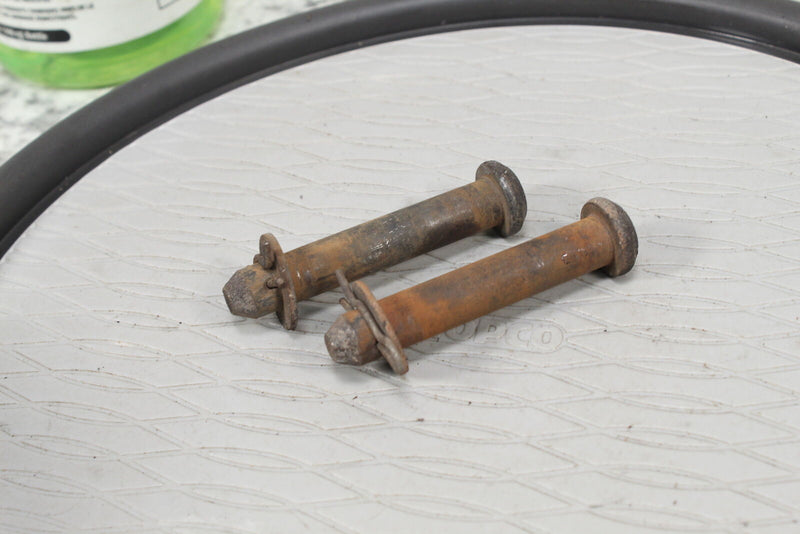 2011 KAWASAKI TERYX 750 Dump Bed Pivot Pins 92043-0168