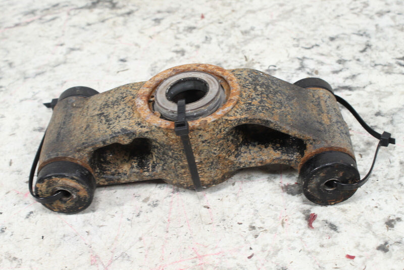 2011 KAWASAKI TERYX 750 Rear Spindle Knuckle Bearing Carrier 39186-0098 - ATV