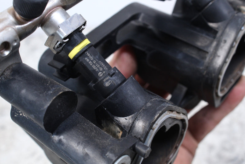 2011 Polaris Sportsman 850 EPS Intake Manifold and Injectors 1203698