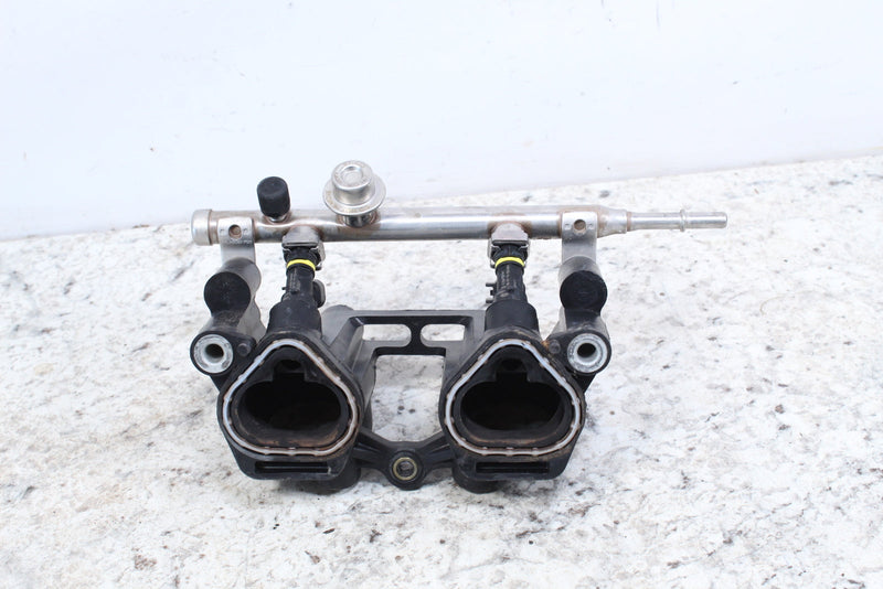 2011 Polaris Sportsman 850 EPS Intake Manifold and Injectors 1203698