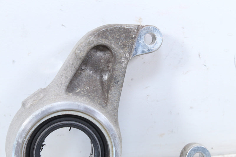 2011 Polaris Sportsman 850 EPS Left Front Steering Knuckle Spindle 1822945