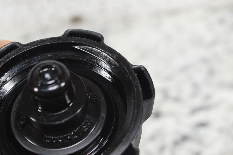 2012 ARCTIC CAT F570 Oil Tank Cap Lid 1670-365 - Snowmobile