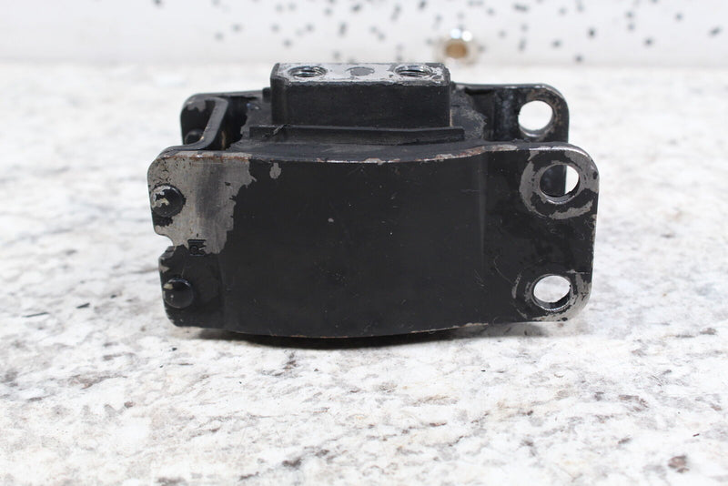 2012 HARLEY-DAVIDSON DYNA SWITCHBACK FLD 103 Rear motor mount engine 47564-99 - Motorcycle