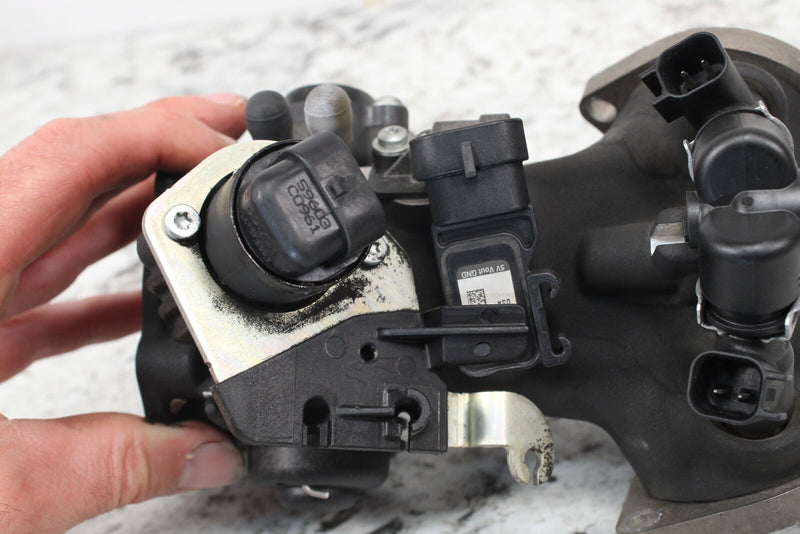 2012 HARLEY-DAVIDSON DYNA SWITCHBACK FLD 103 Throttle Body Bodies 27618-06A - Motorcycle