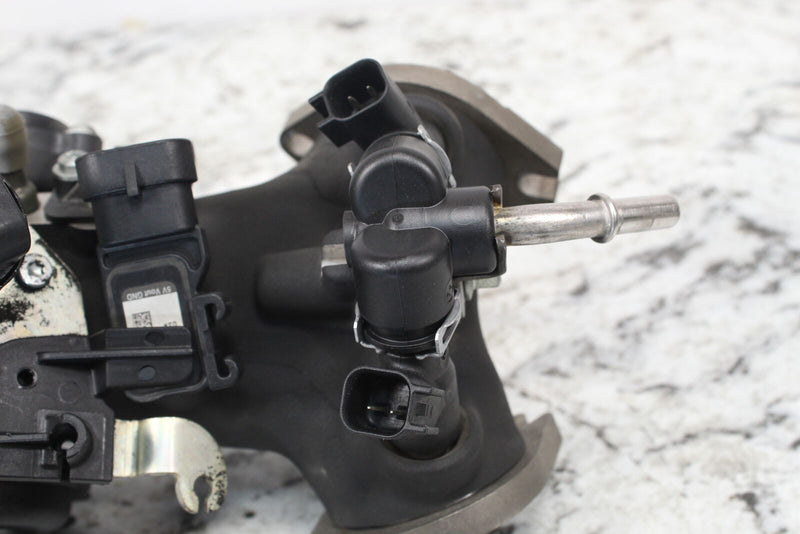 2012 HARLEY-DAVIDSON DYNA SWITCHBACK FLD 103 Throttle Body Bodies 27618-06A - Motorcycle