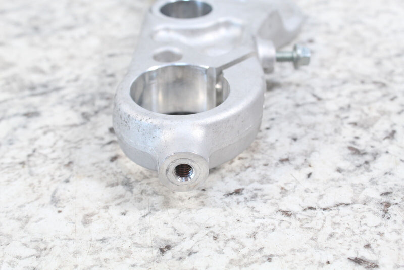 2012 HARLEY-DAVIDSON DYNA SWITCHBACK FLD 103 Upper Triple Tree Clamp 55900005 - Motorcycle